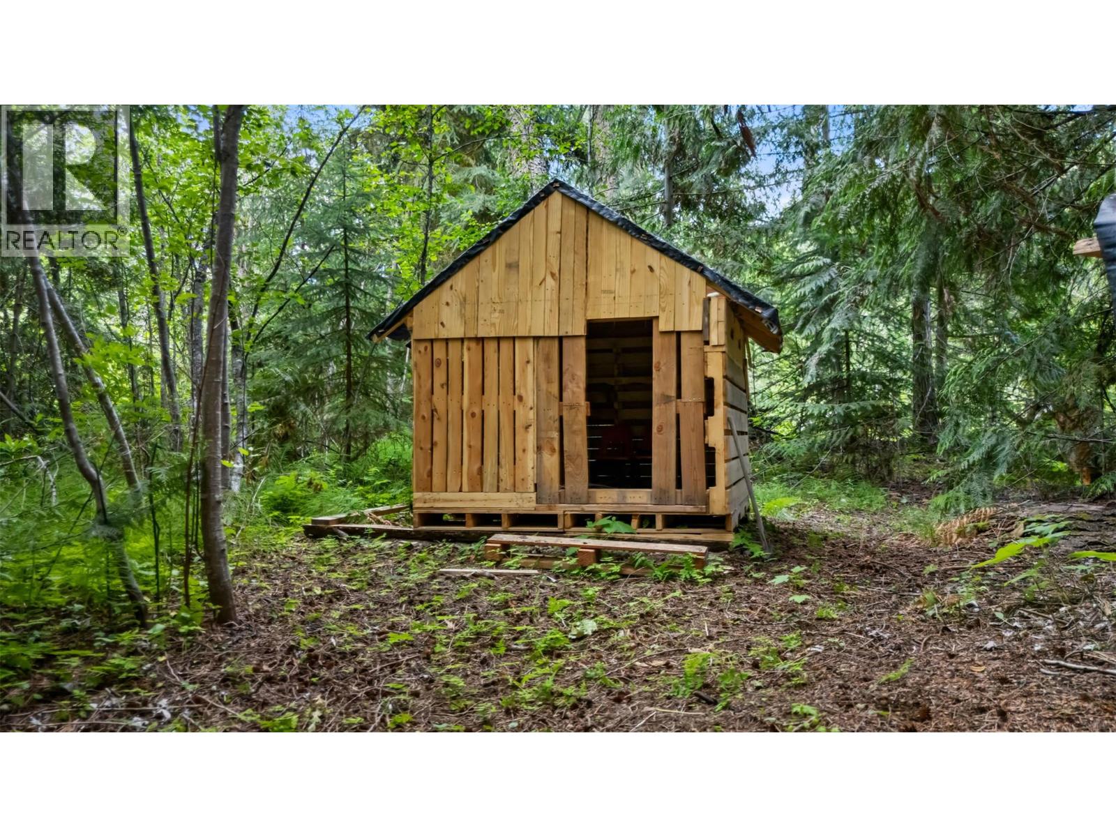 10737 Highway 33 E Property Photo 65