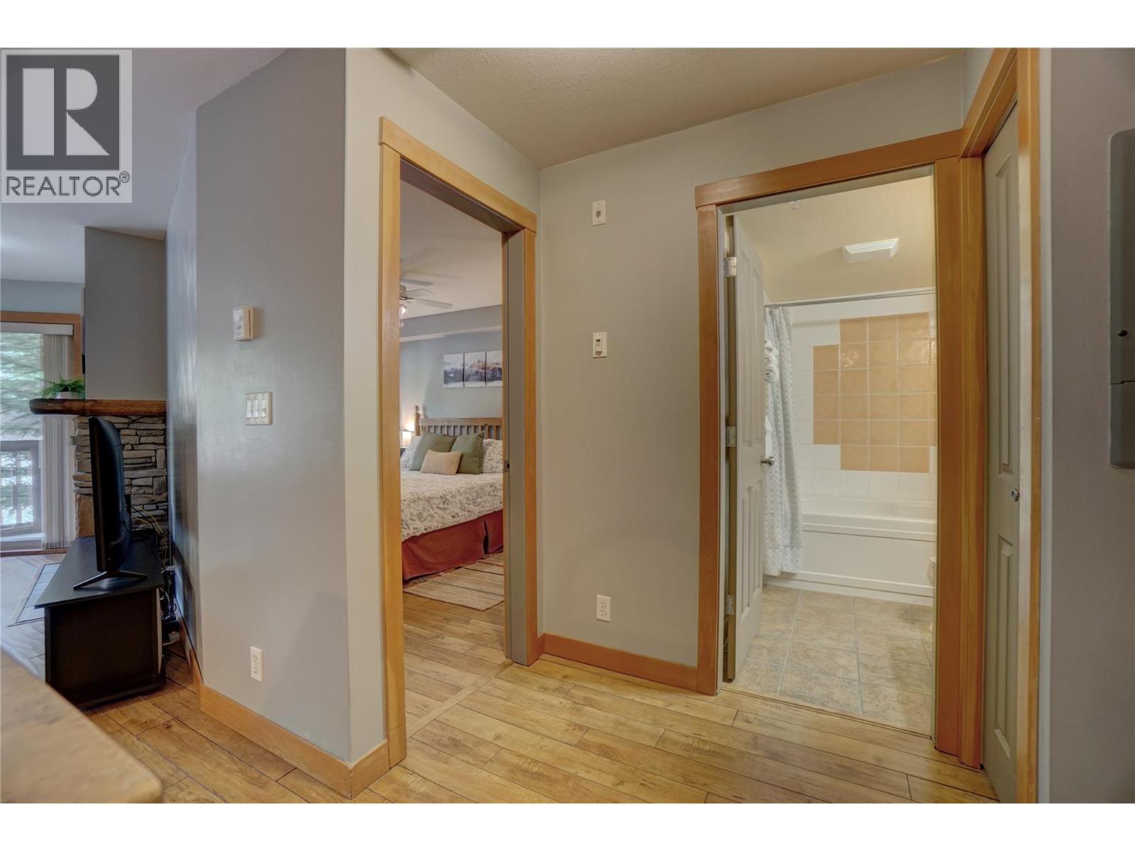 2080 Summit Drive Unit# 322 Property Photo 14