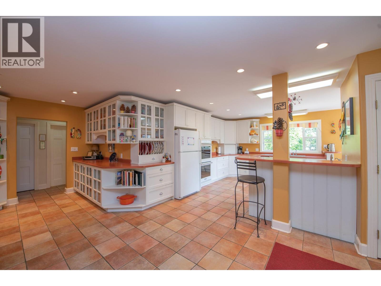 1851 Miller Street Property Photo 11