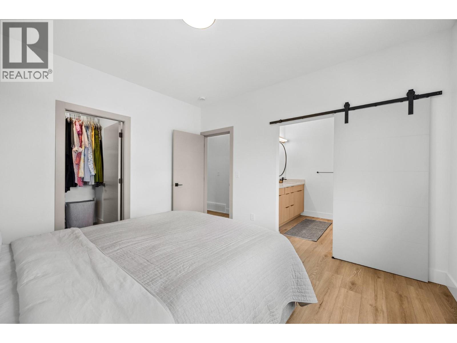 1506 39a Avenue Unit# 3 Property Photo 19