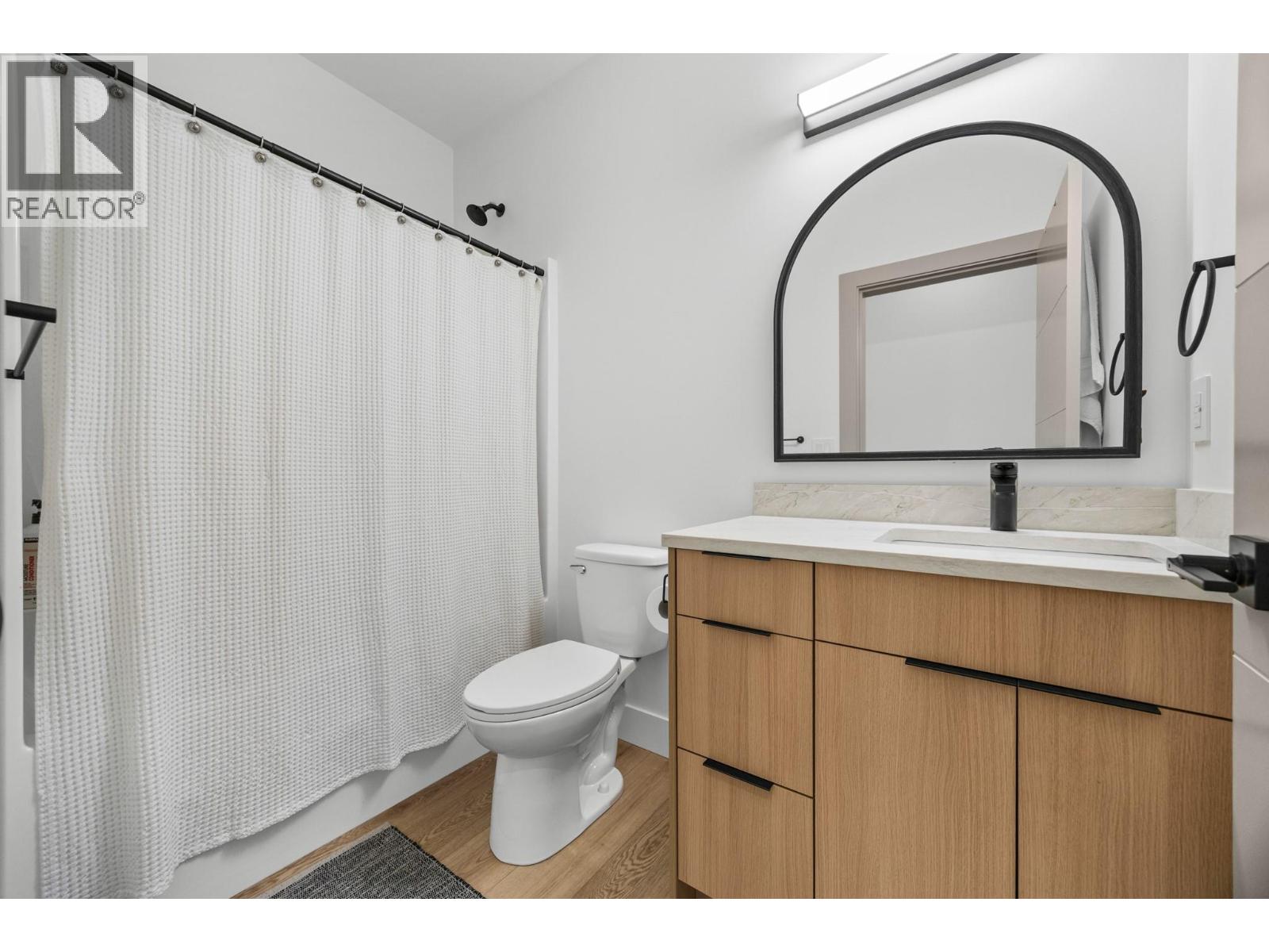 1506 39a Avenue Unit# 3 Property Photo 30