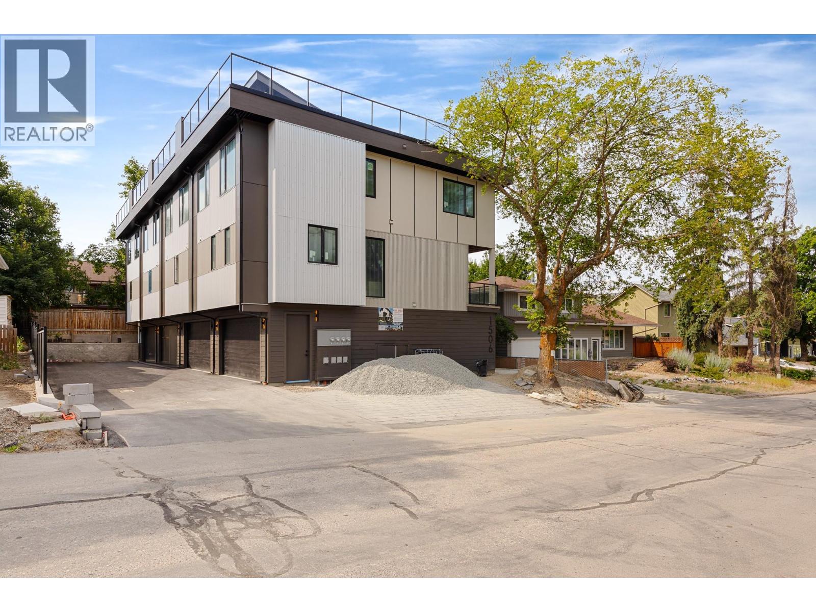 1506 39a Avenue Unit# 3 Property Photo 44