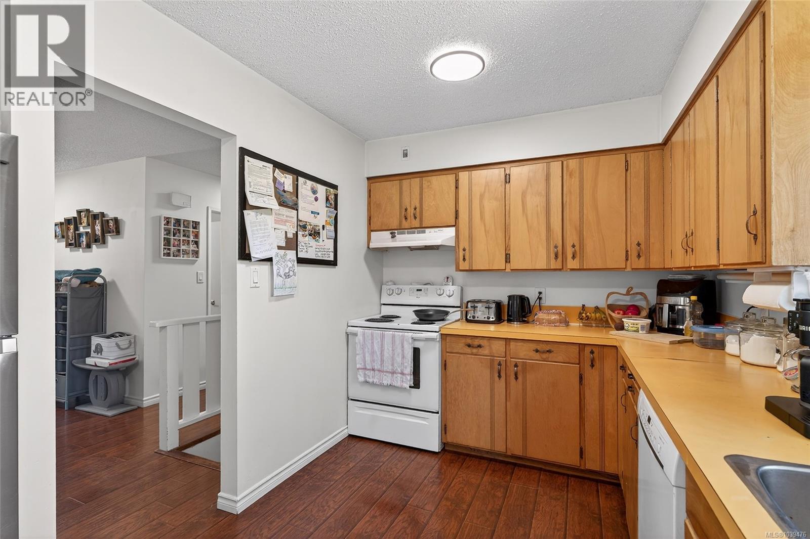 2411 Tintern Rd Property Photo 17