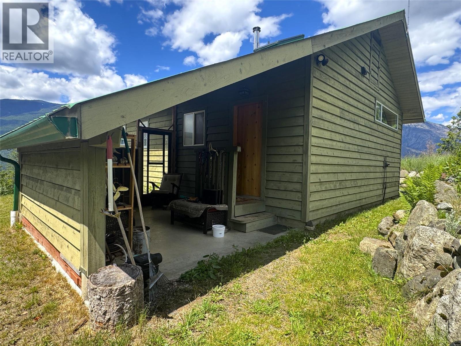 9155 Highway 6 Property Photo 27