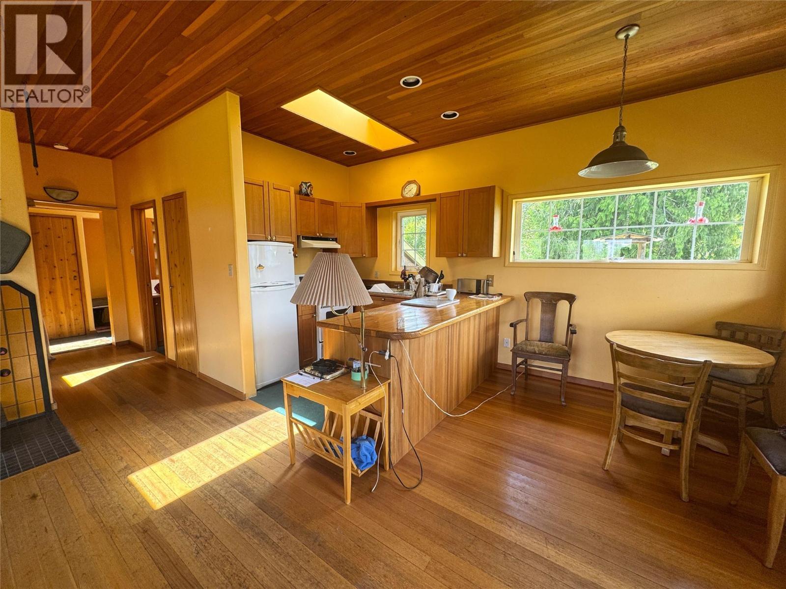 9155 Highway 6 Property Photo 43