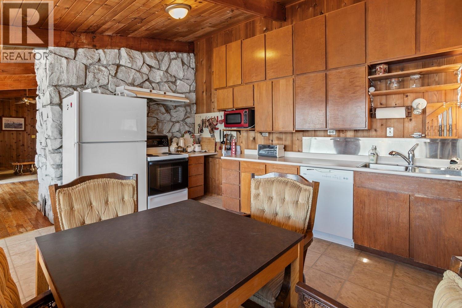 11929 3a Highway Property Photo 6