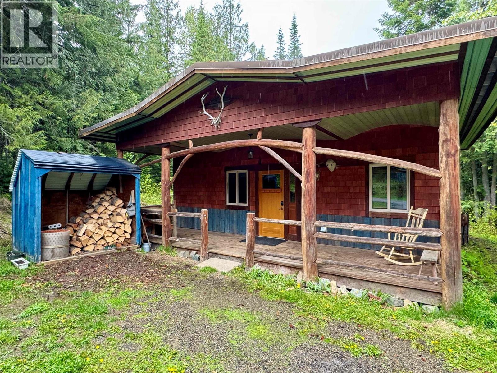 6610 6 Highway Property Photo 1
