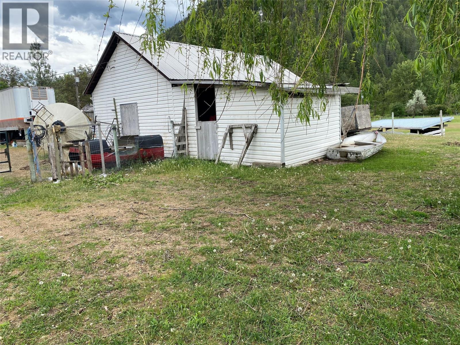 500 Atwood Road Property Photo 3
