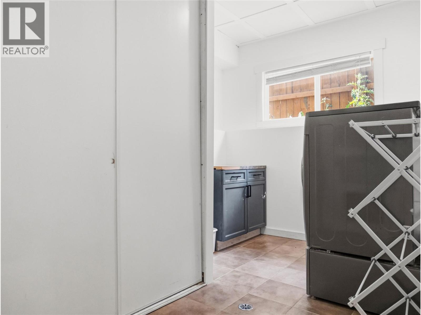 8412 18a Street Property Photo 19
