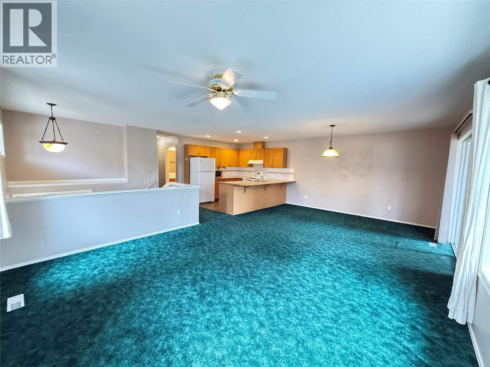 18a Wolf Crescent Property Photo 4