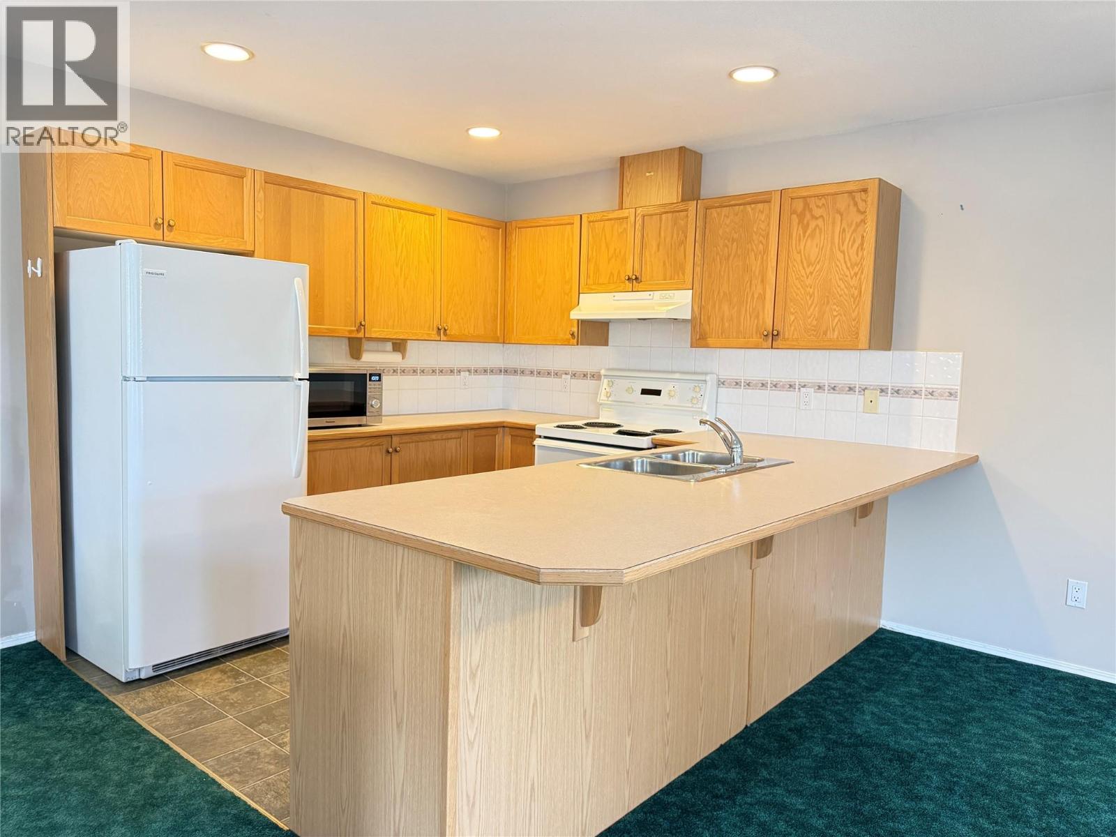 18a Wolf Crescent Property Photo 5
