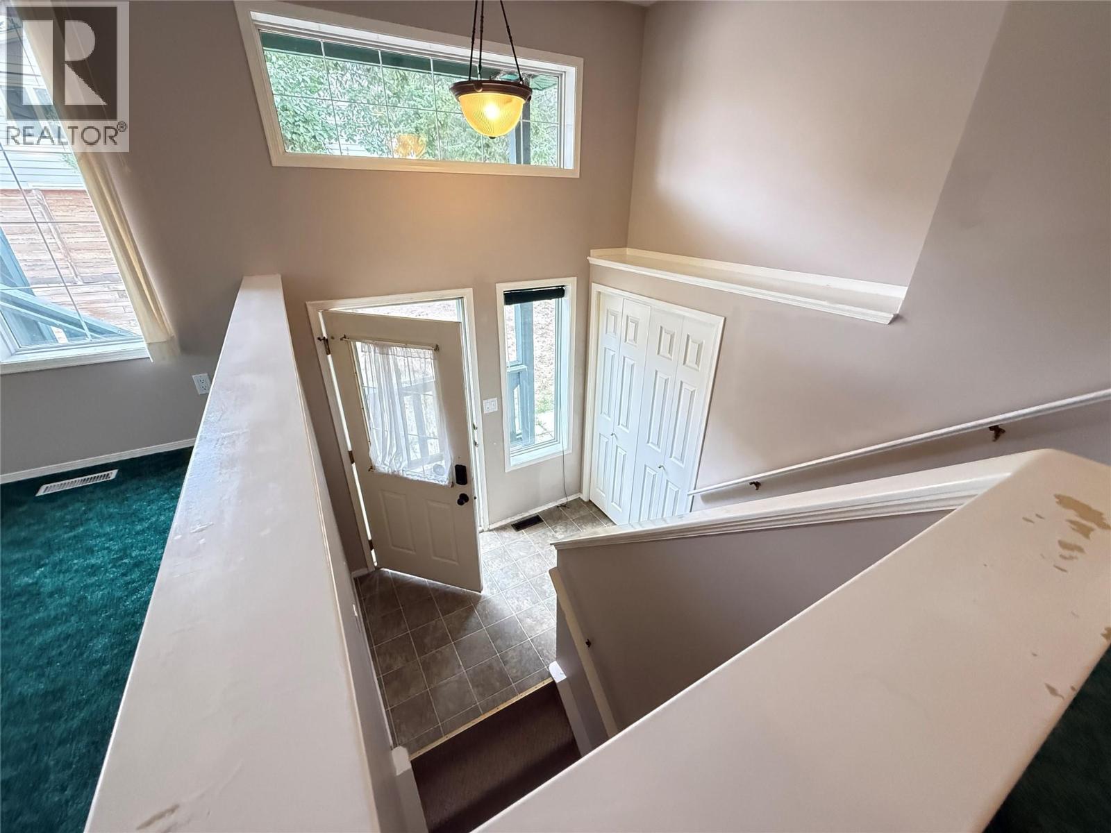 18a Wolf Crescent Property Photo 15