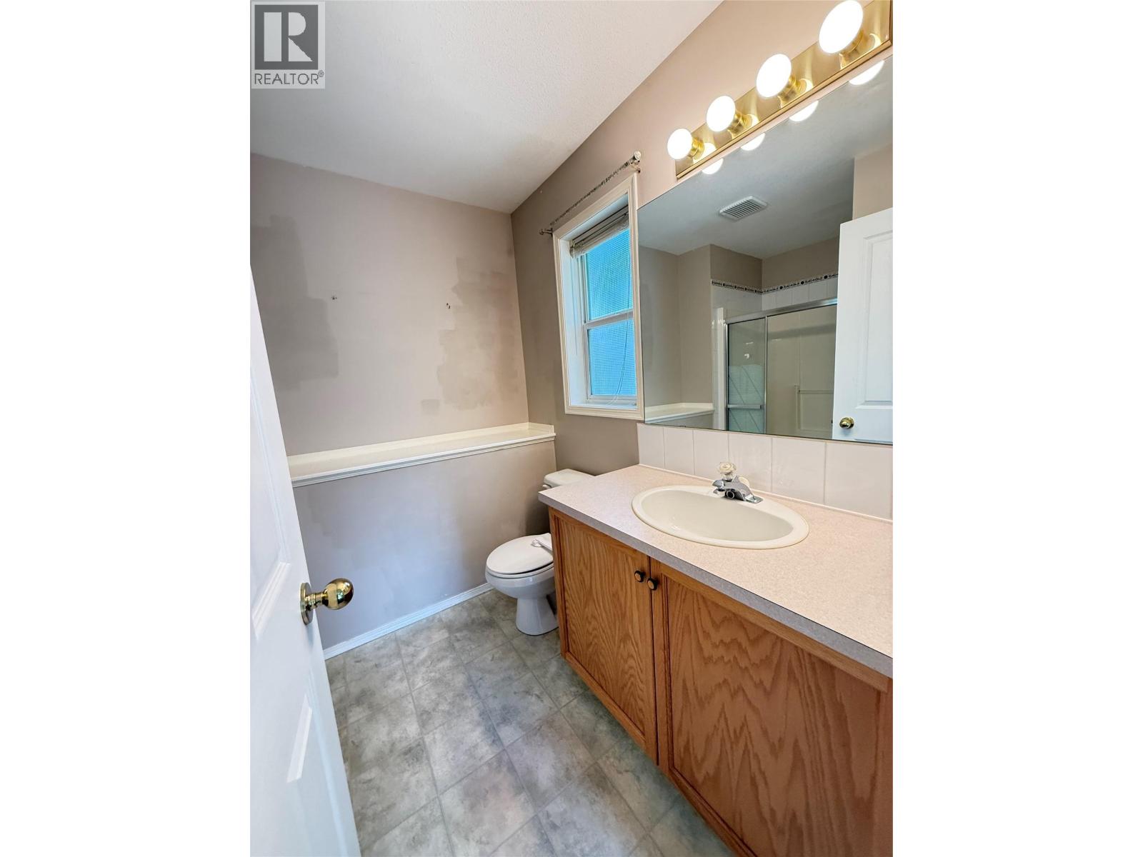 18a Wolf Crescent Property Photo 21