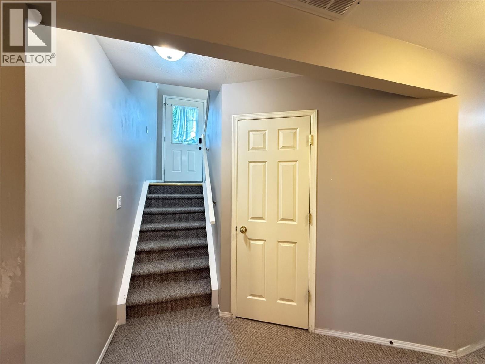 18a Wolf Crescent Property Photo 25