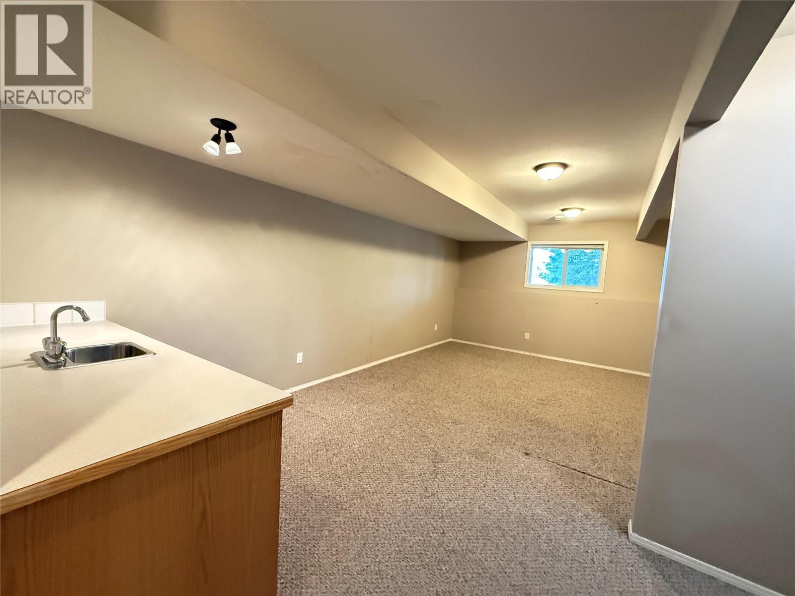 18a Wolf Crescent Property Photo 27