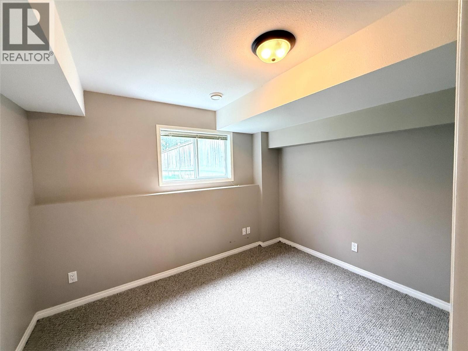 18a Wolf Crescent Property Photo 35