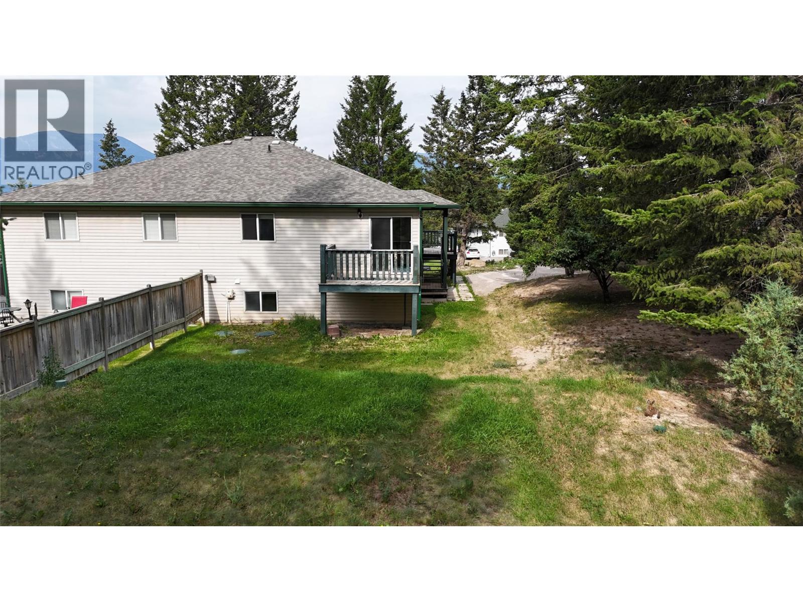 18a Wolf Crescent Property Photo 38