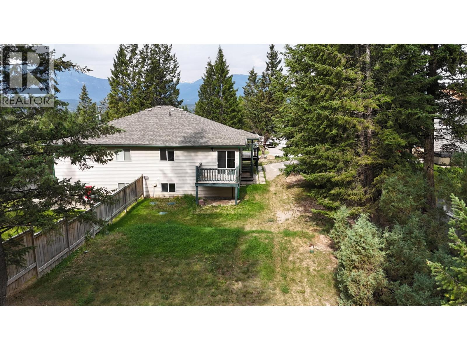 18a Wolf Crescent Property Photo 39