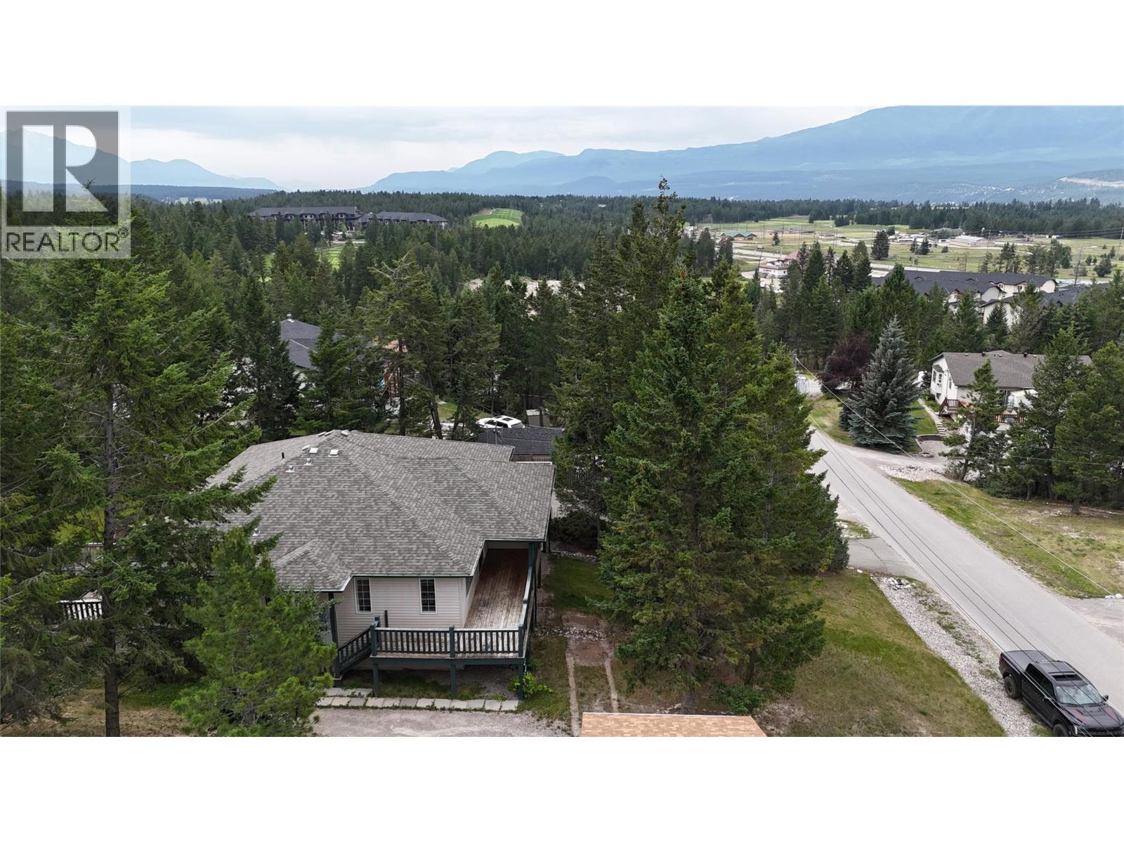 18a Wolf Crescent Property Photo 40