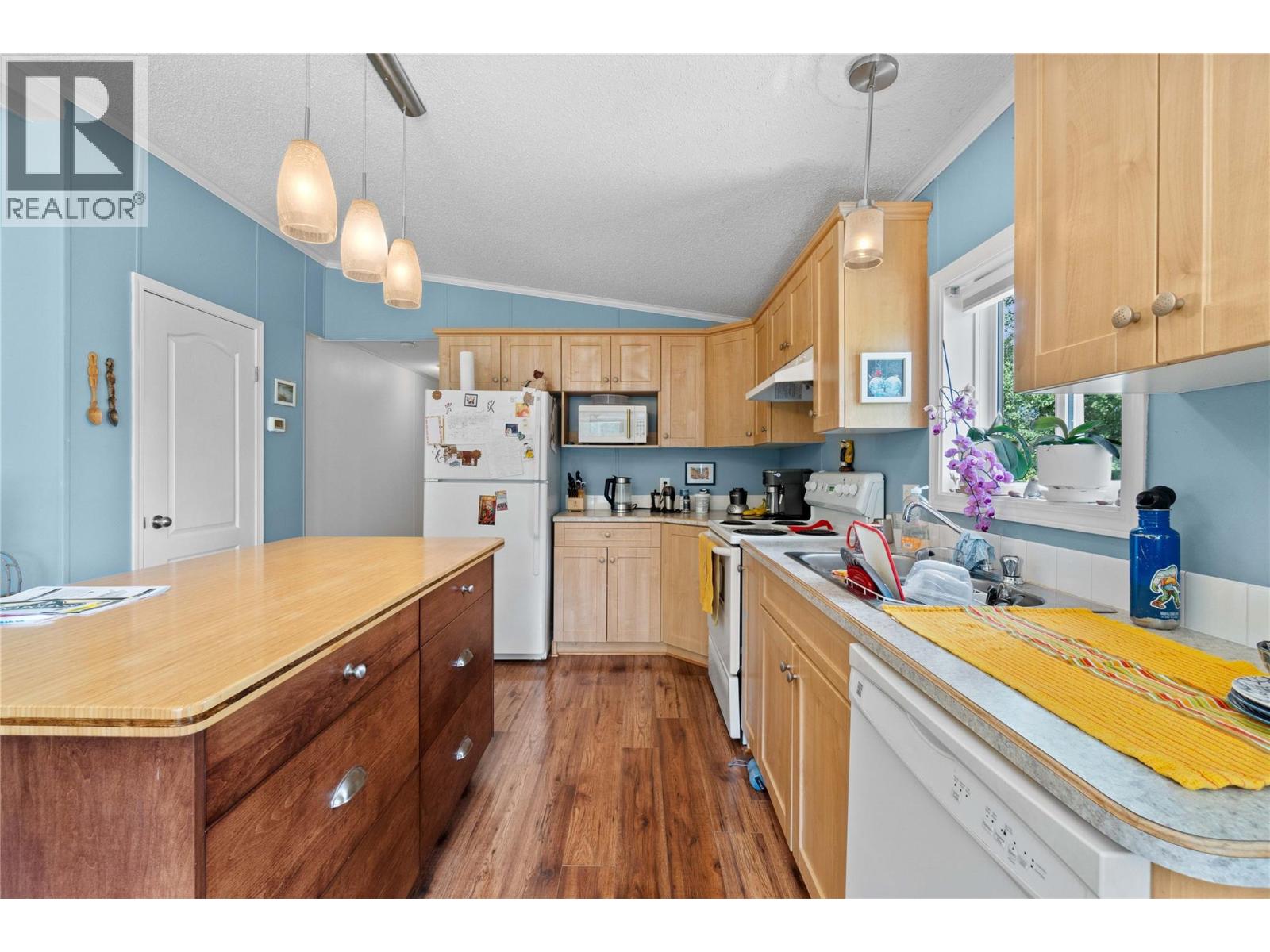 4421 73 Avenue Ne Property Photo 7