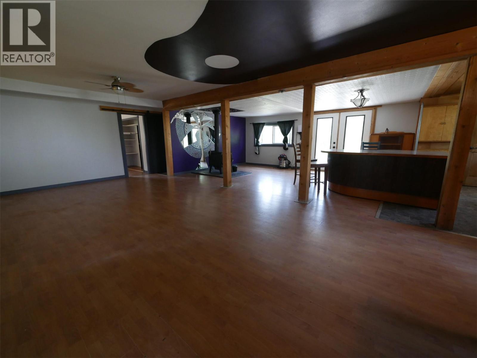 6123 Telford Road Property Photo 18