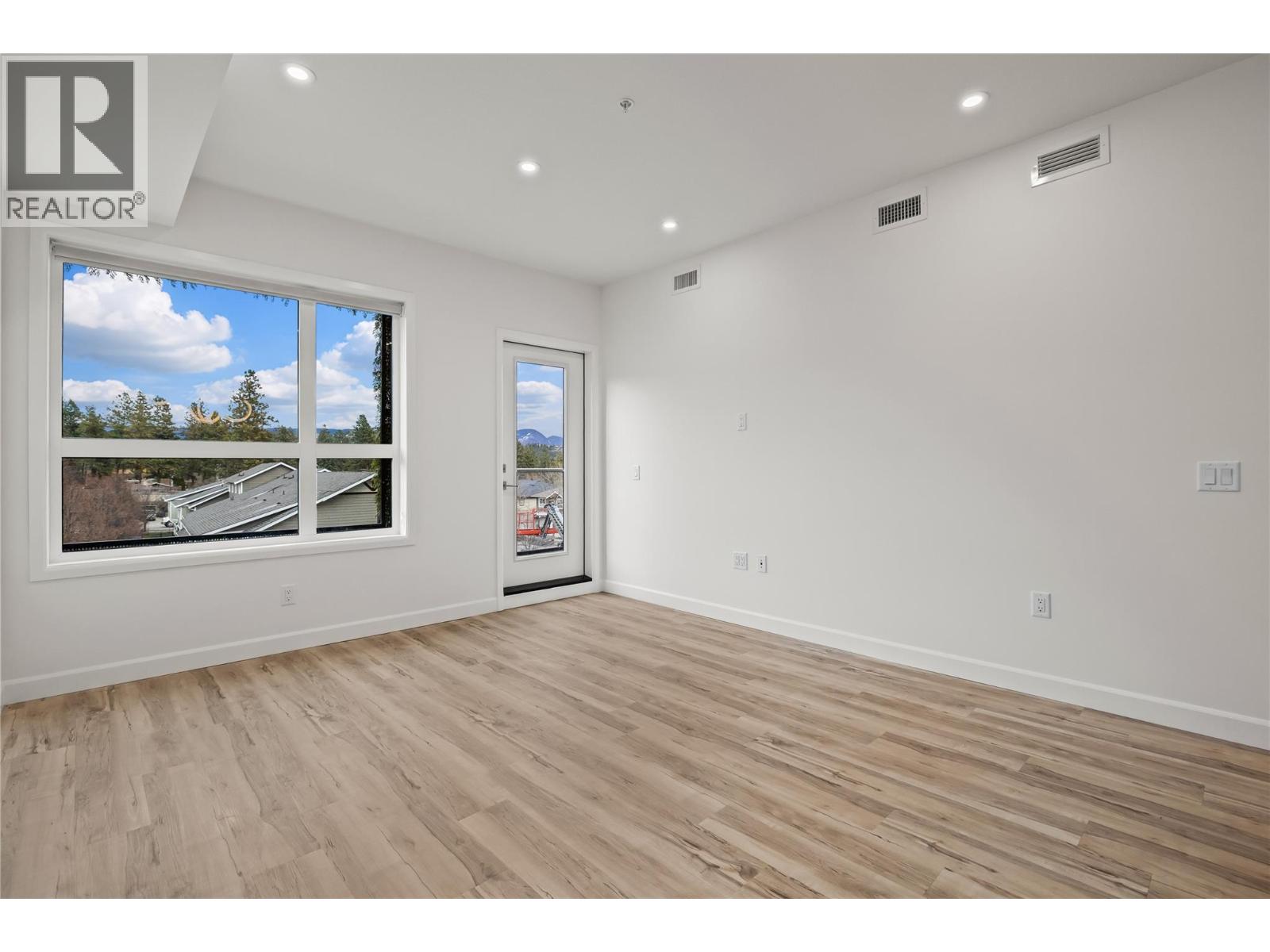 630 Boynton Place Unit# 305 Property Photo 16