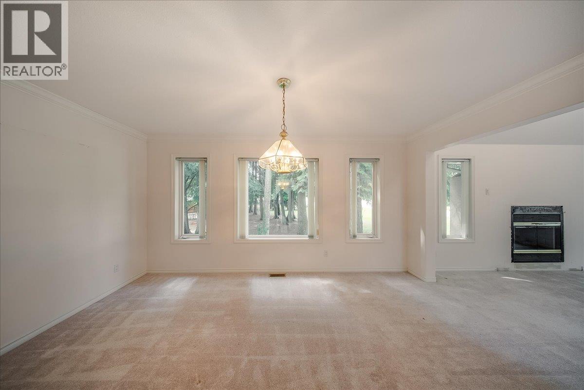 1325 Forest Road Property Photo 19