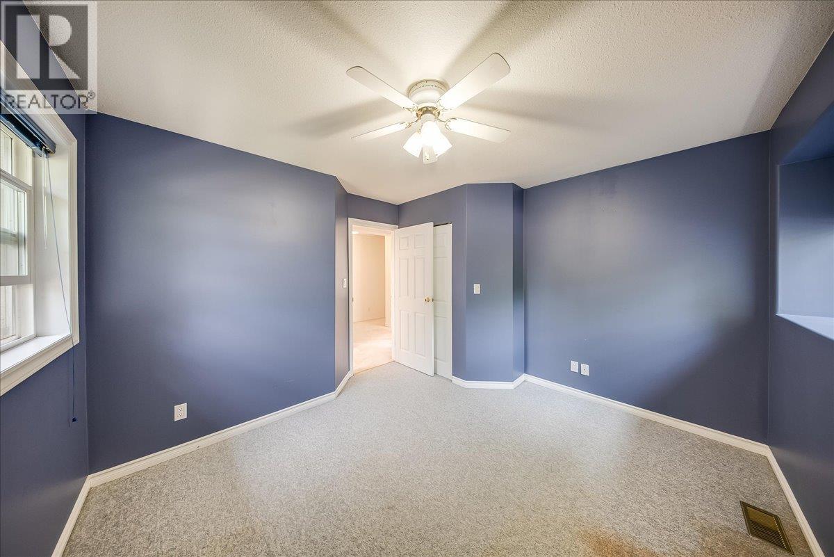 1325 Forest Road Property Photo 36