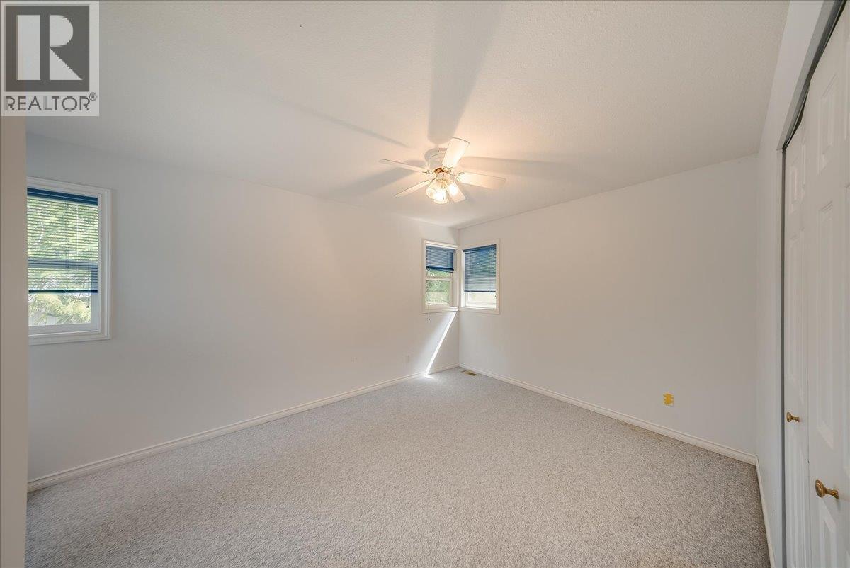 1325 Forest Road Property Photo 38