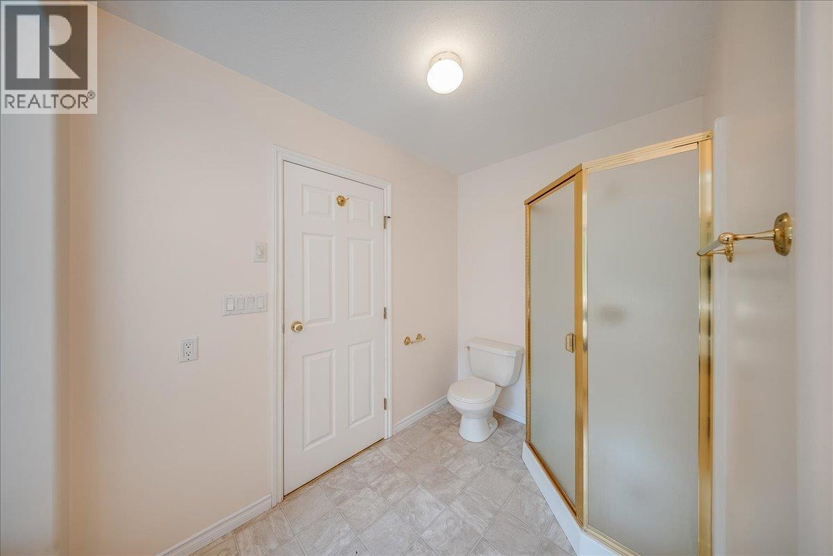 1325 Forest Road Property Photo 45