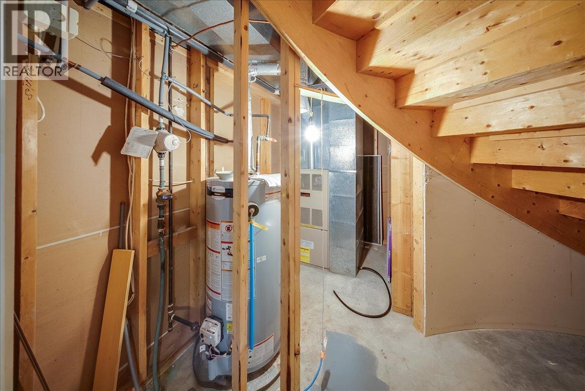 1325 Forest Road Property Photo 46