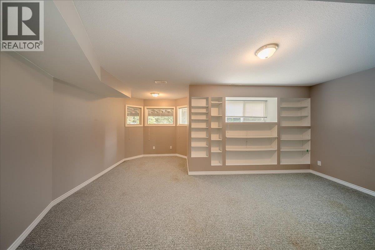 1325 Forest Road Property Photo 49