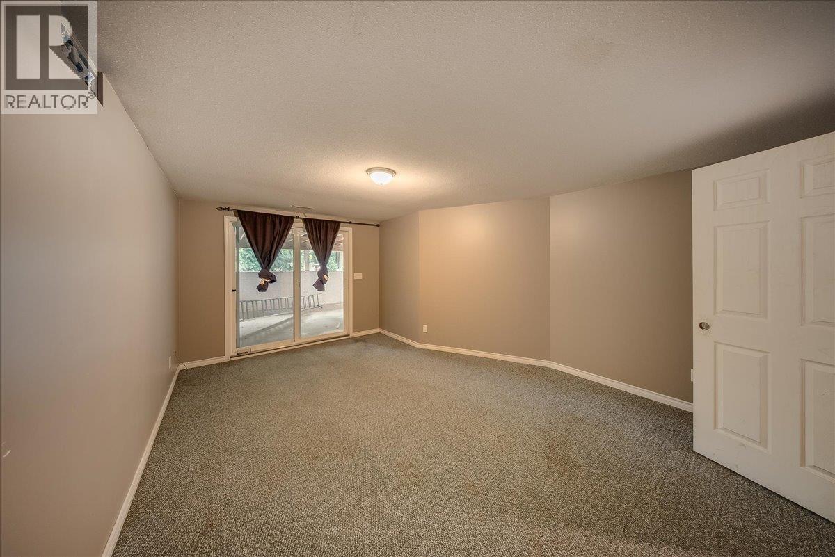 1325 Forest Road Property Photo 52