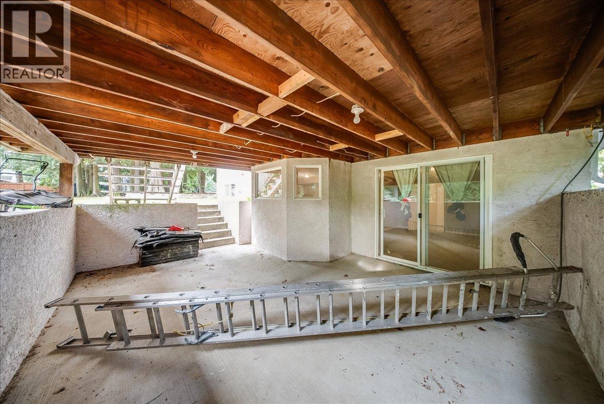 1325 Forest Road Property Photo 56