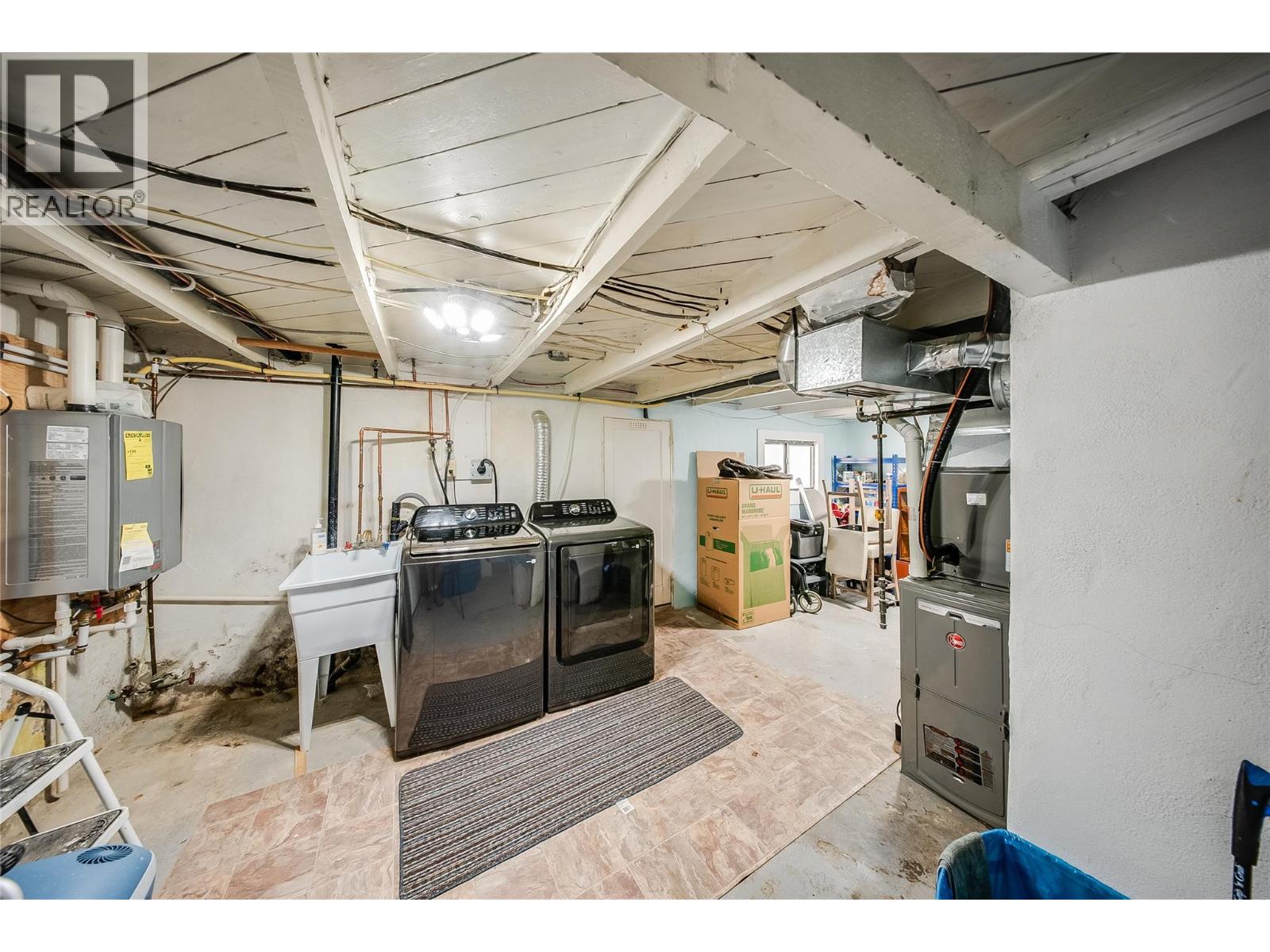 16 Hanna Drive Property Photo 30