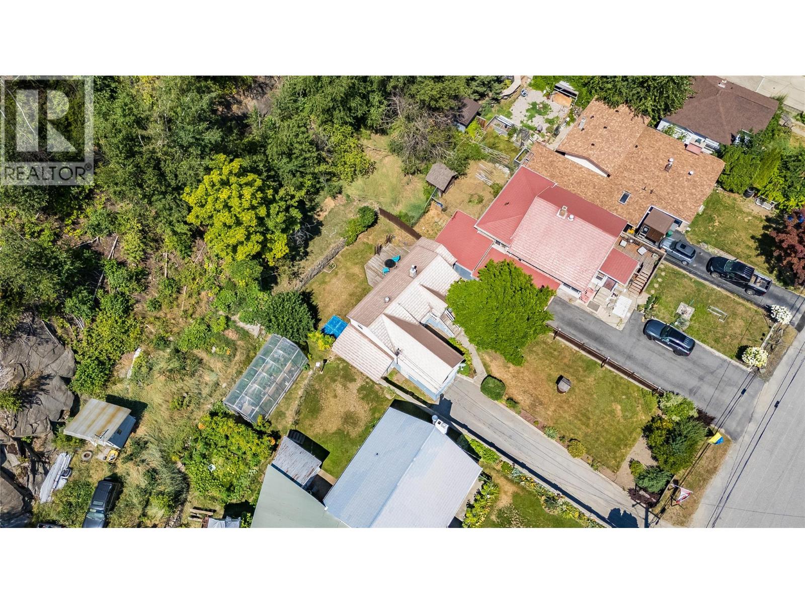 16 Hanna Drive Property Photo 36