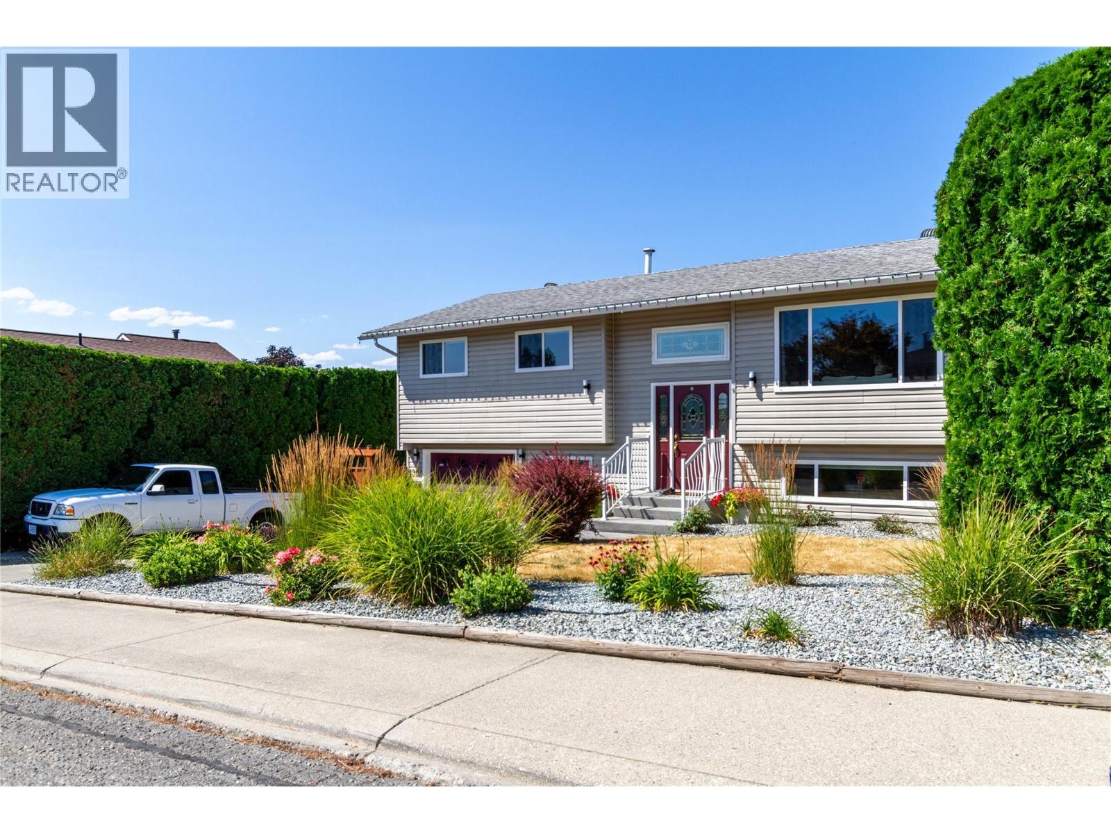 1303 41 Avenue Property Photo 10