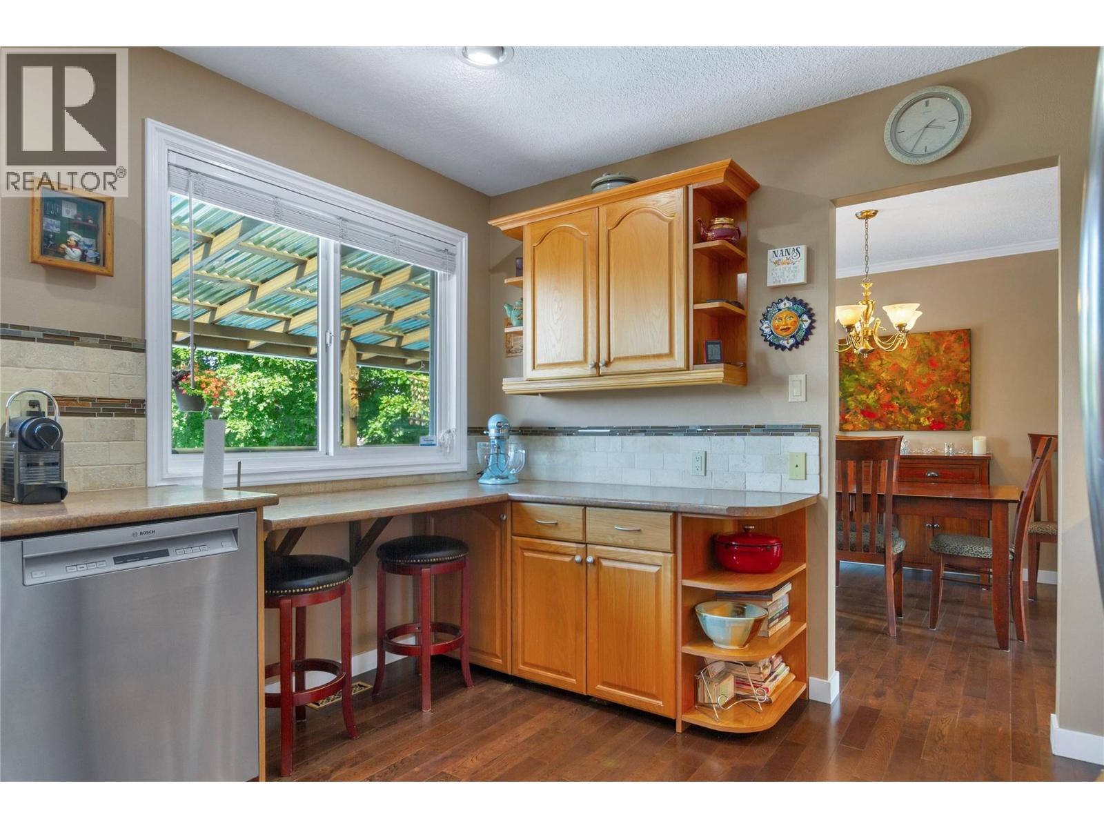 1303 41 Avenue Property Photo 17