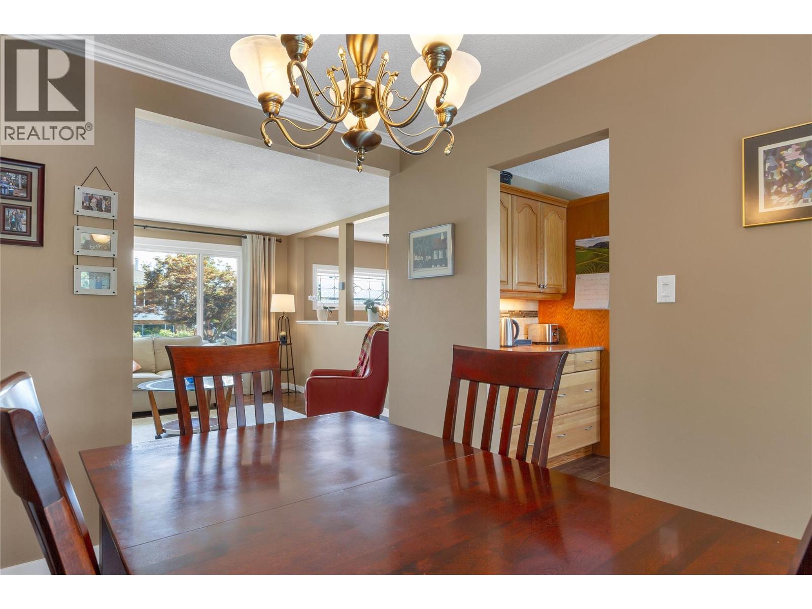1303 41 Avenue Property Photo 22