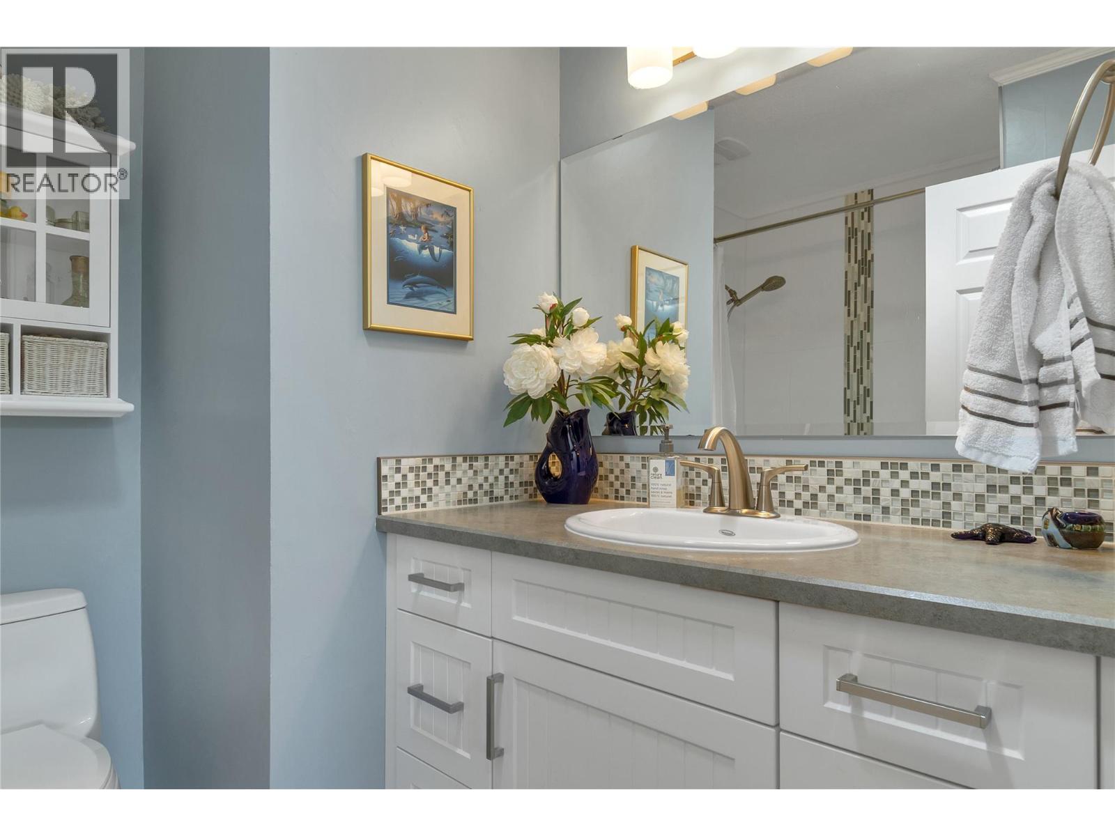1303 41 Avenue Property Photo 29