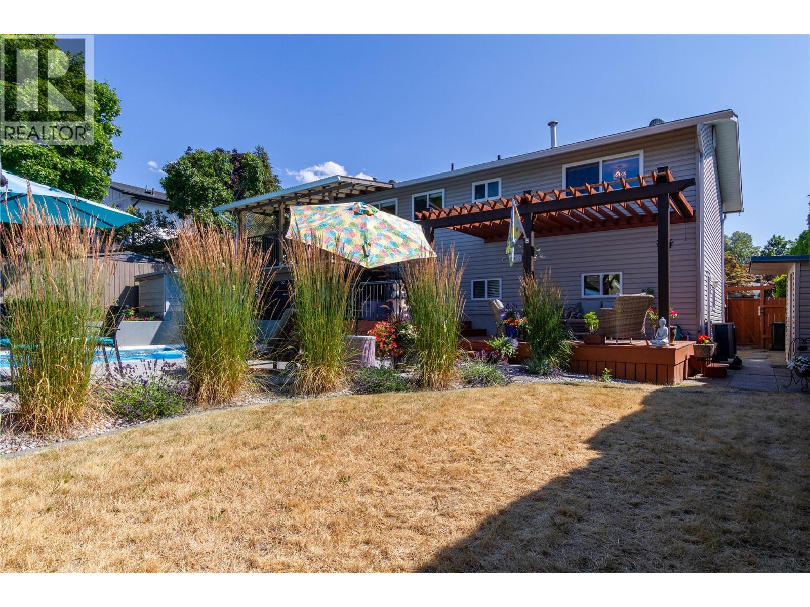 1303 41 Avenue Property Photo 52