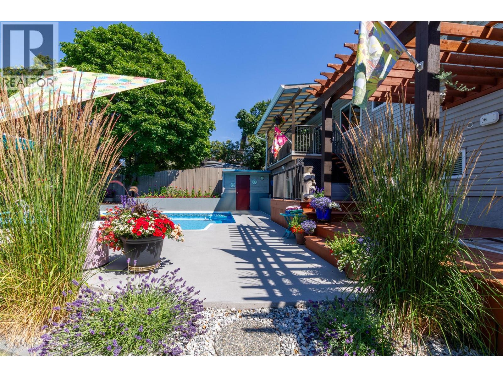 1303 41 Avenue Property Photo 54