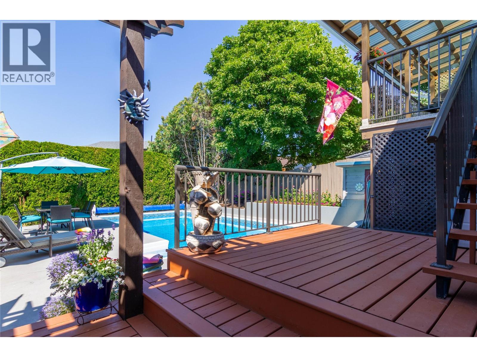 1303 41 Avenue Property Photo 61