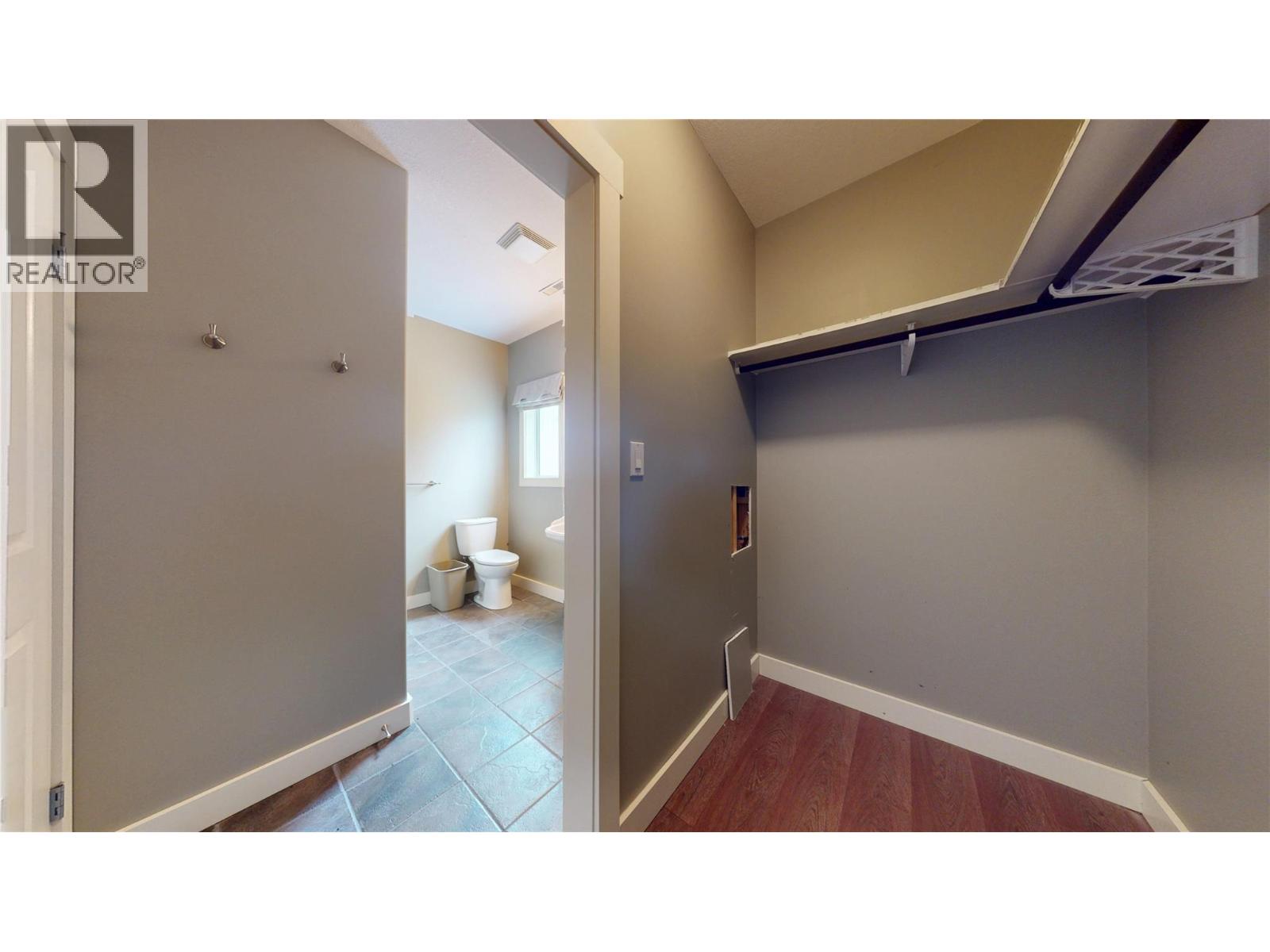1631 Mt. Pyramid Crescent Property Photo 32