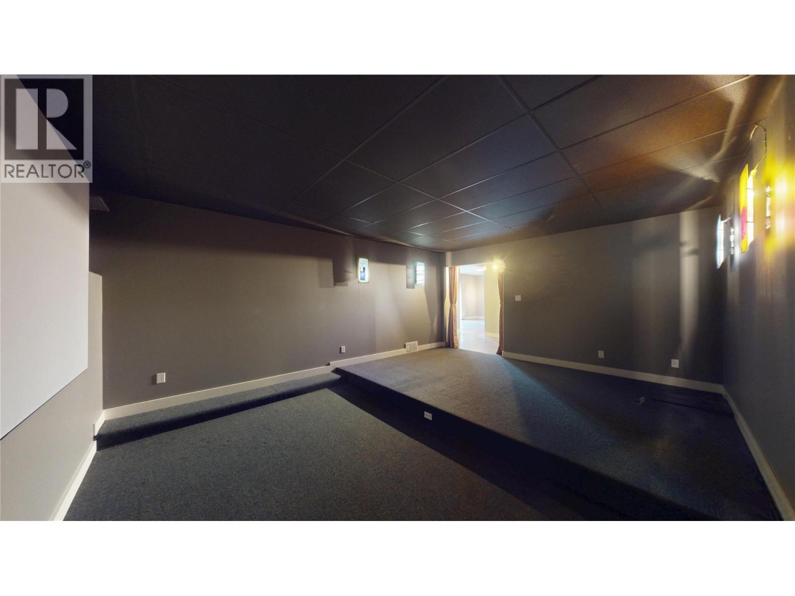 1631 Mt. Pyramid Crescent Property Photo 35