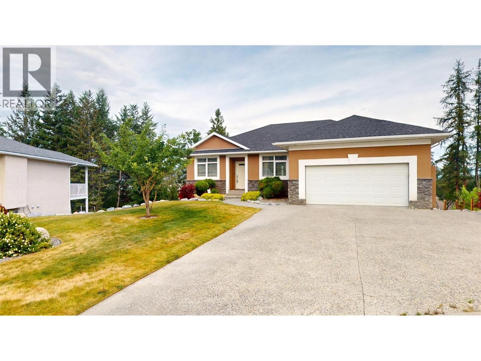 1631 Mt. Pyramid Crescent Property Photo 49