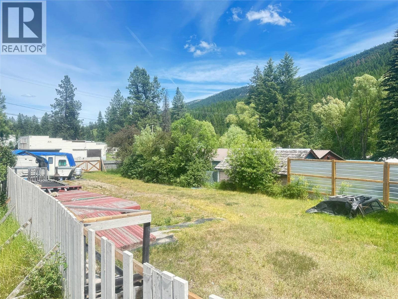2 Wallace Mountain Road Property Photo 1