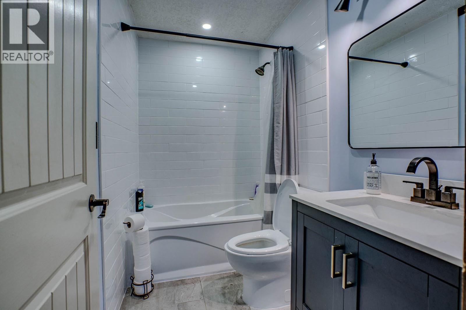 26 Byers Road Property Photo 15