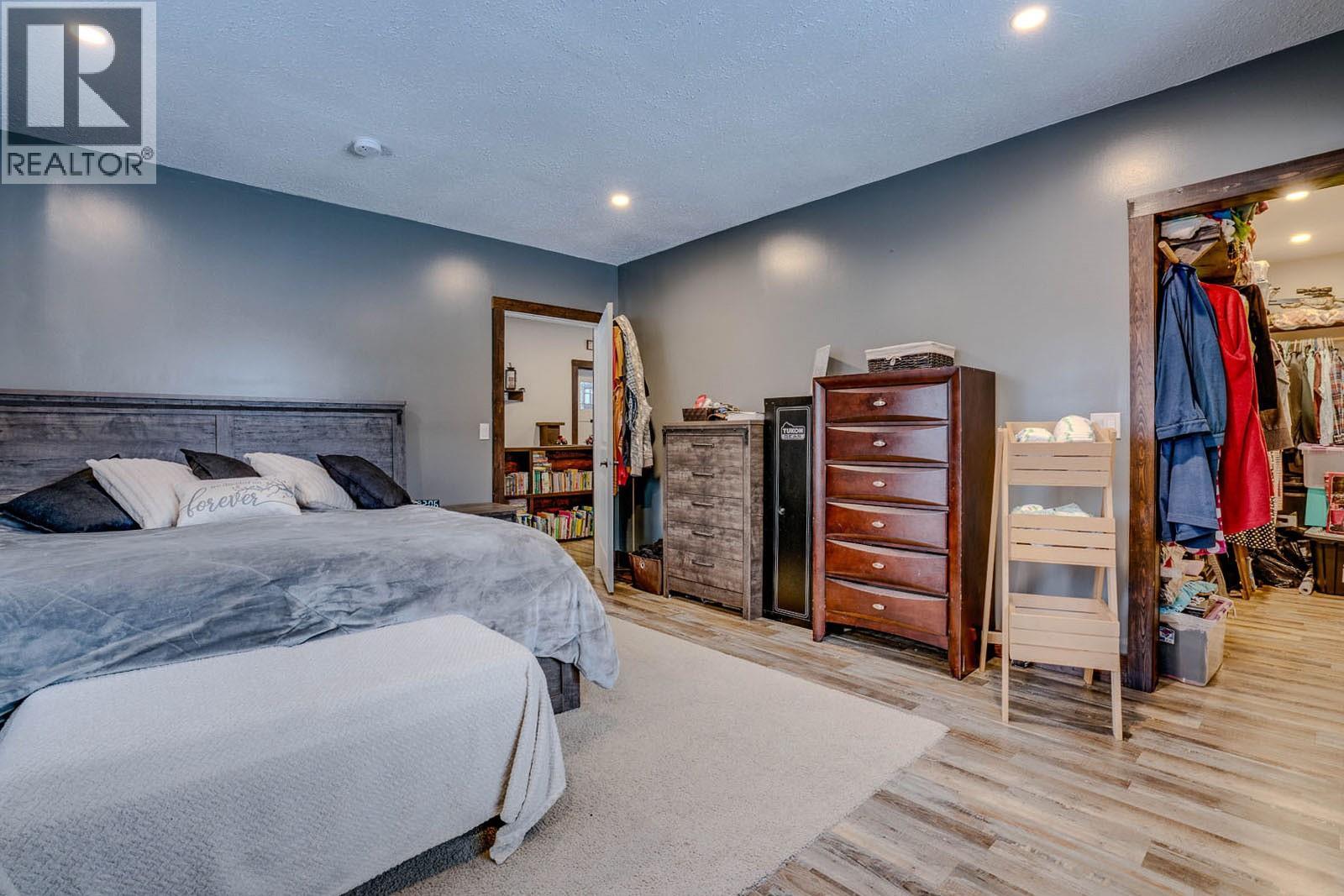 26 Byers Road Property Photo 17