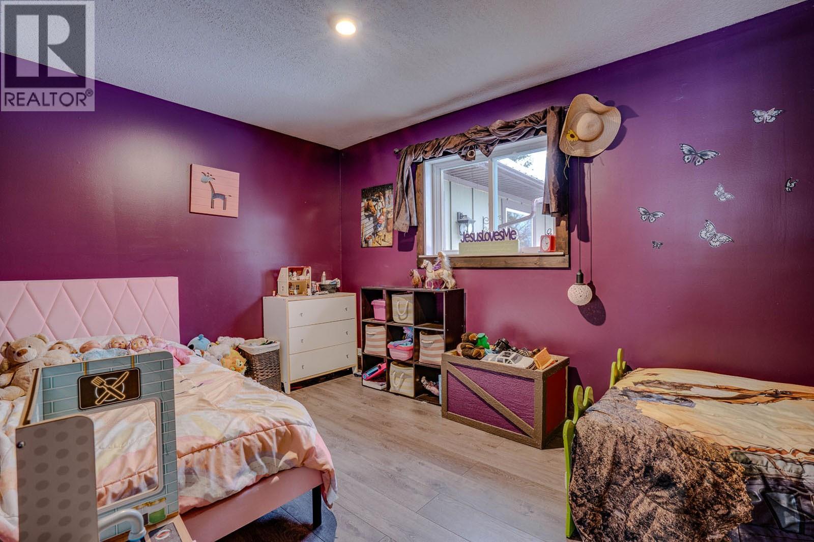 26 Byers Road Property Photo 22
